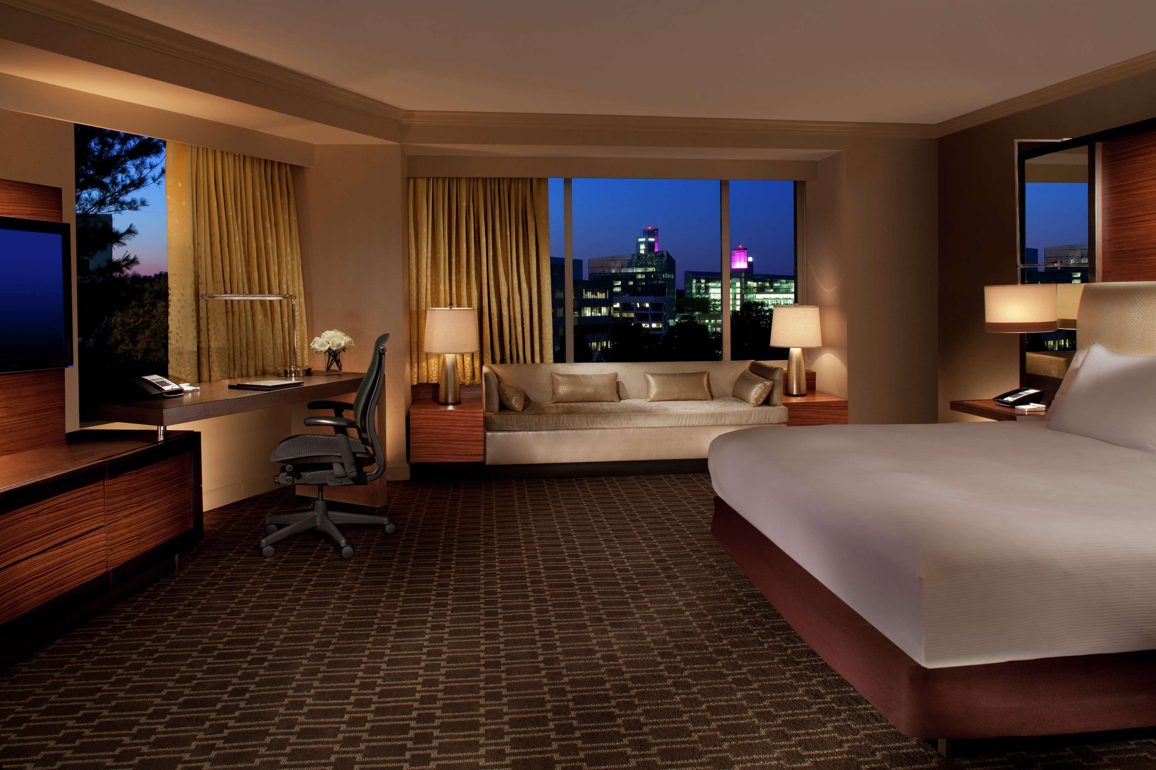Hilton Mclean Tysons Corner Hotel Ruang foto