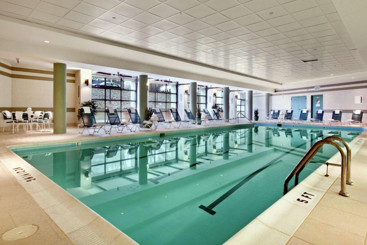 Hilton Mclean Tysons Corner Hotel Bagian luar foto