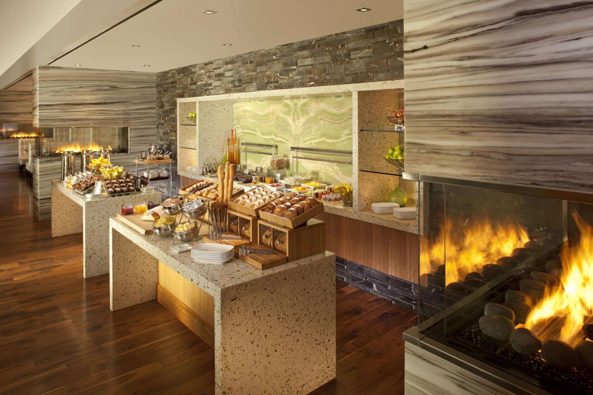 Hilton Mclean Tysons Corner Hotel Bagian luar foto